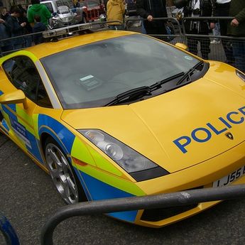 Tesla Cybertruck - novo zvanično vozilo Dubai policije