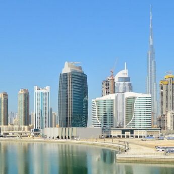 Dubai za 50 godina od pustinje do mesta kome zavidi svet